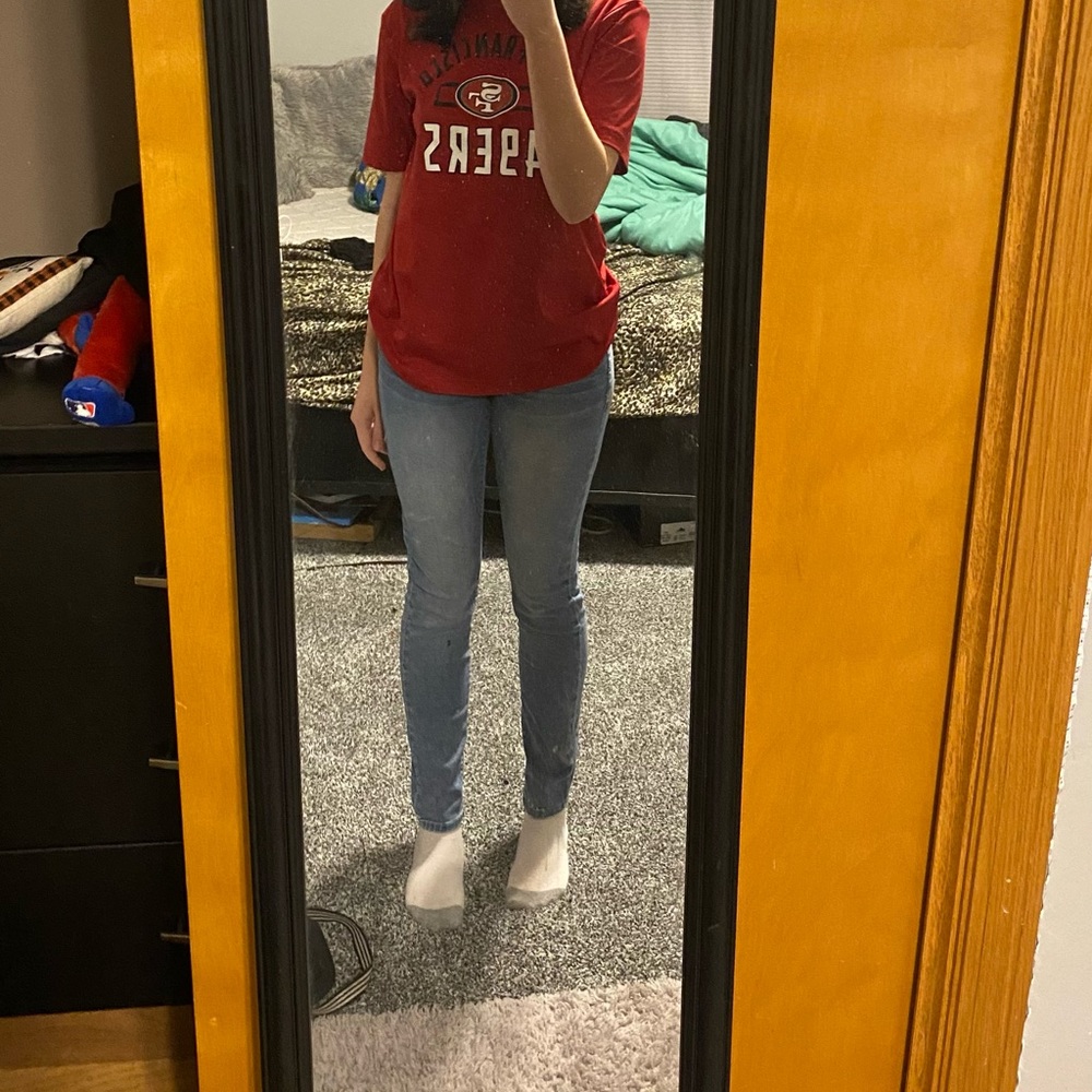 Low rise skinny jeans